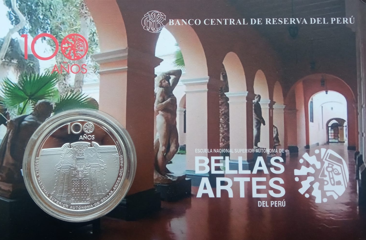 UN SOL - 100 AÑOS DE LA ESCUELA NACIONAL SUPERIOR AUTÓNOMA DE BELLAS ARTES (UNC) - Imagen 4